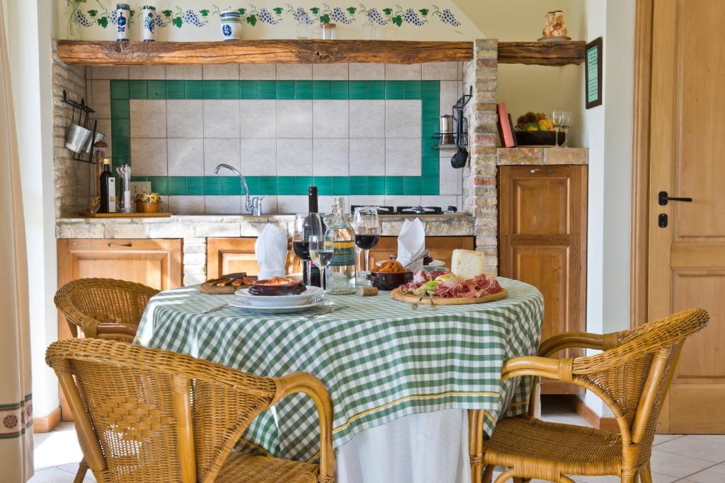 Agriturismo Valle Siriaca Castelnuovo di Porto Kültér fotó
